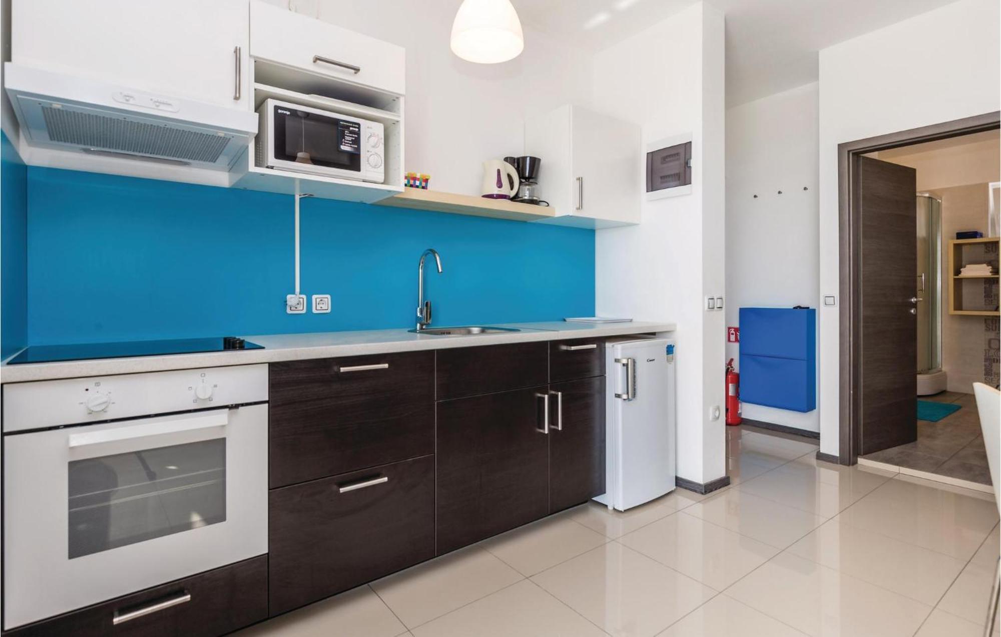 Nice Apartment In Mandre With Wifi Exteriör bild